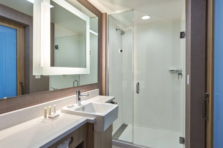 Quadruple Suite
