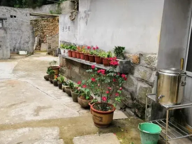 Xianlai'ao Hostel