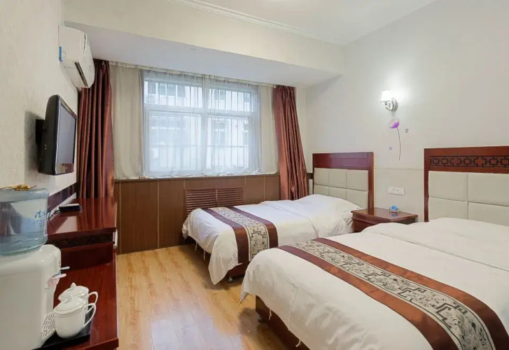 XinYuHaoHotel（formerlyOrientalPearlHotel）