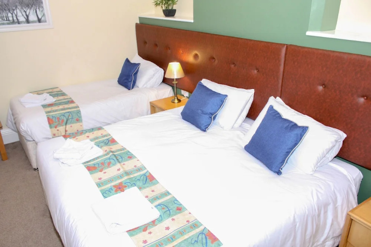 The Linden Leaf Hotel
