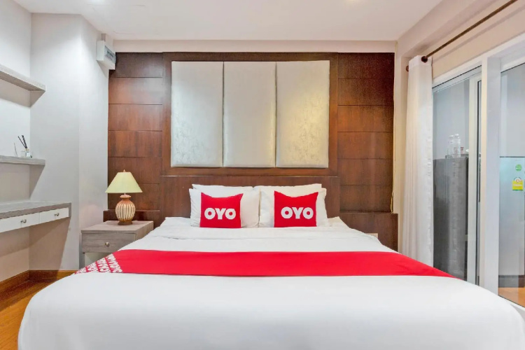 OYO 995 Blue Cafe Apartment