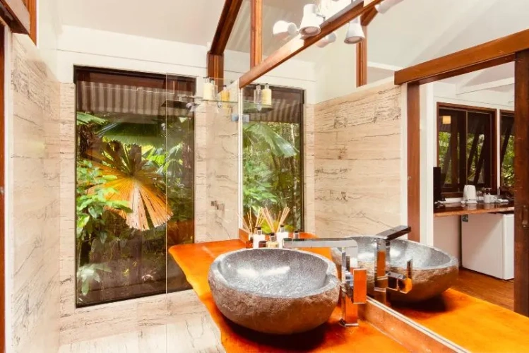 Standard Triple room with balcony
