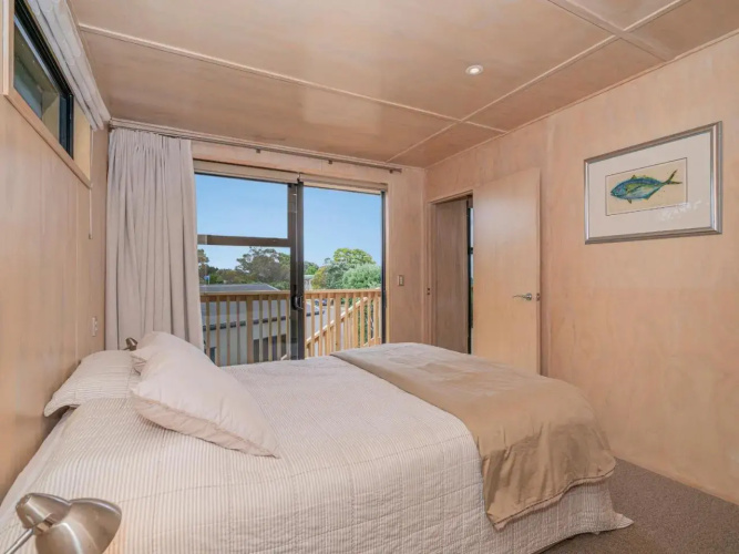 All Decked Out - Matarangi Holiday Home