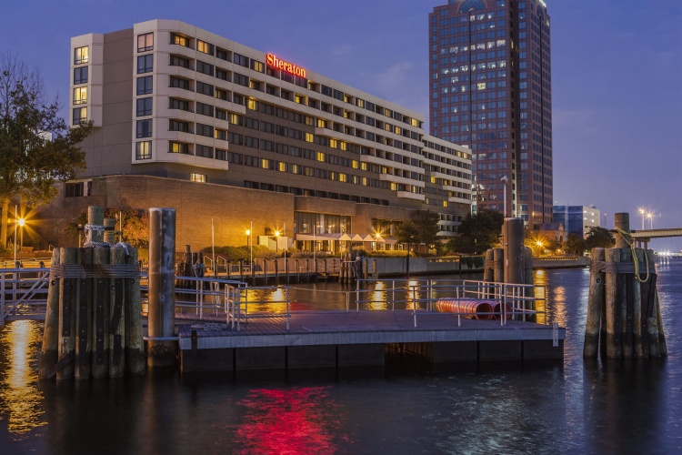 Sheraton Norfolk Waterside photo 26