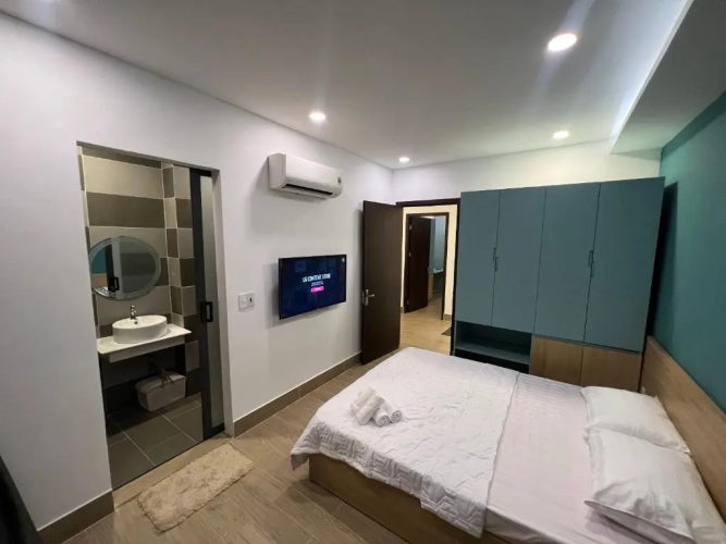 Thuong's House