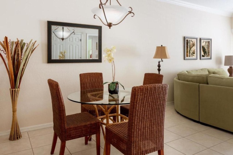 Olde Marco Island Inn & Suites photo 10