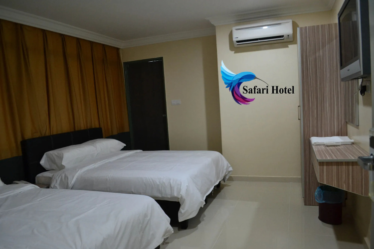 Safari Hotel