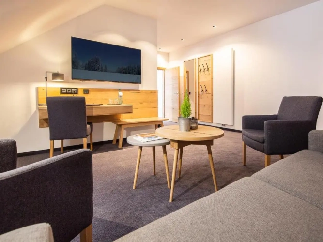 2 Bedrooms Suite