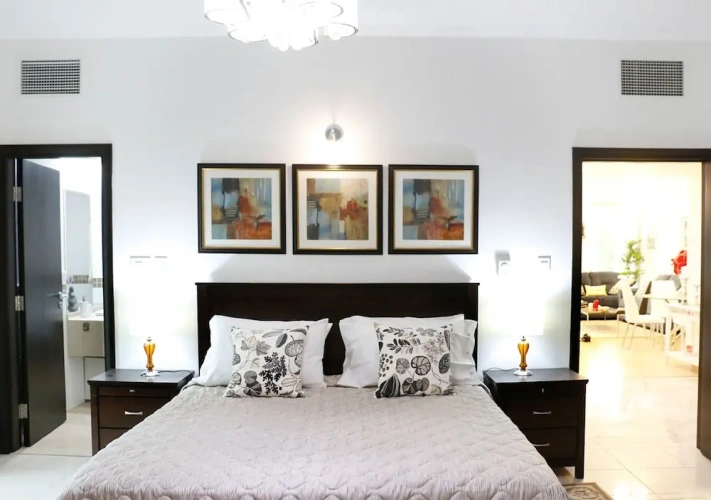 2 Bedrooms Apartment with balcony