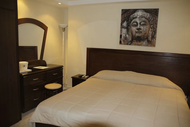 Hotel San Thomas Inn
