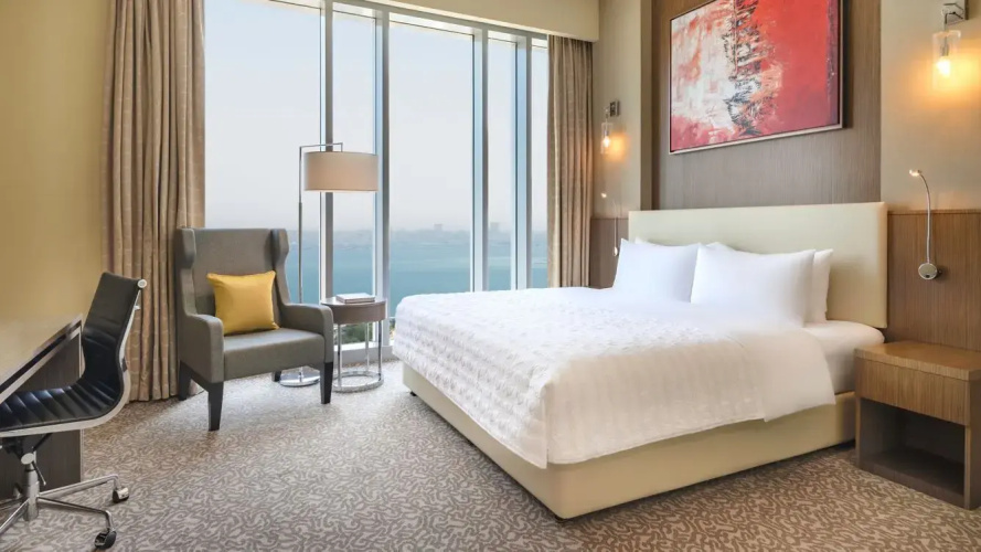 3 Bedrooms Premier Apartment with sea view