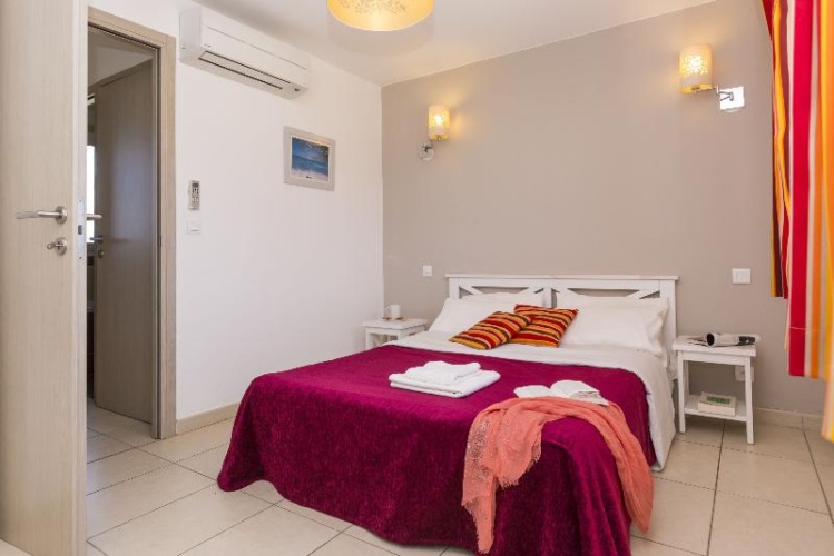 1 Bedroom Quadruple Apartment