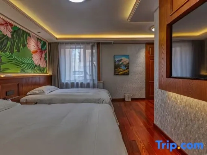 Deluxe Family room