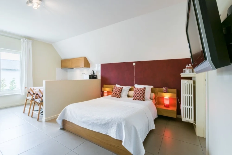 2 Bedrooms Comfort Studio