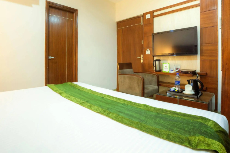 Mint Hotel Chandigarh
