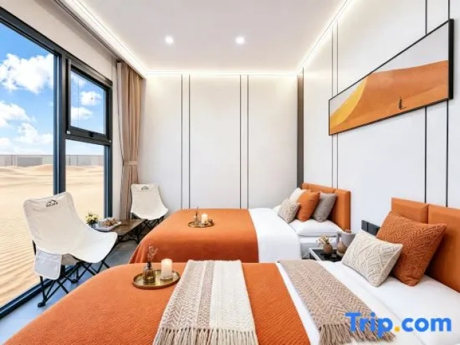 Standard Family room with lake view