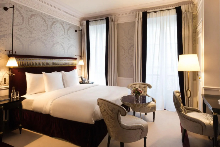 La Reserve Paris Hotel and Spa
