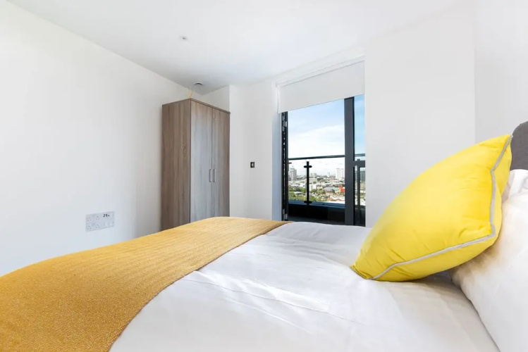 London Riverview - Canary Wharf - Excel