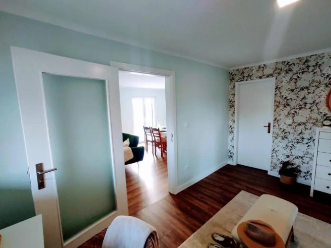 2 Bedrooms Cottage