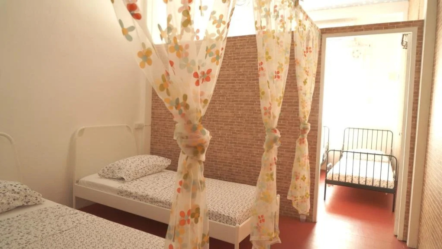 曼谷睡莲旅舍(Water Lily Hostel Bangkok)