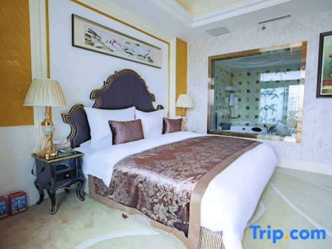 Deluxe Double Suite