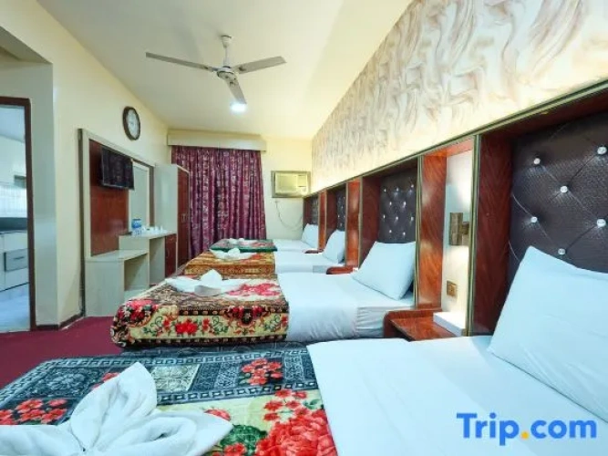 Deluxe Quadruple room