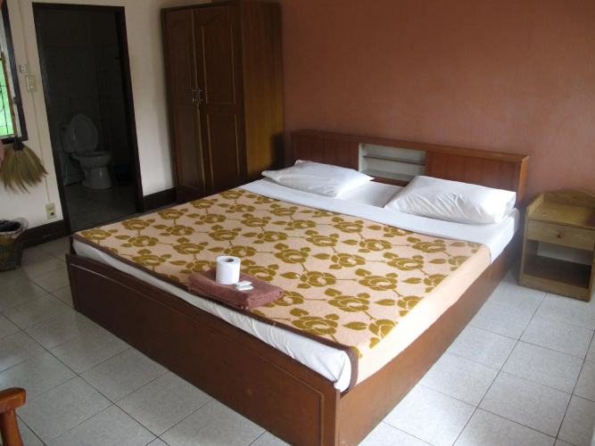 Baan Bua Guest House