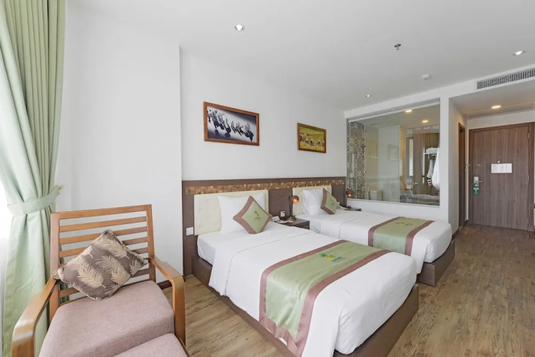 1 Bedroom Superior Twin room with city view