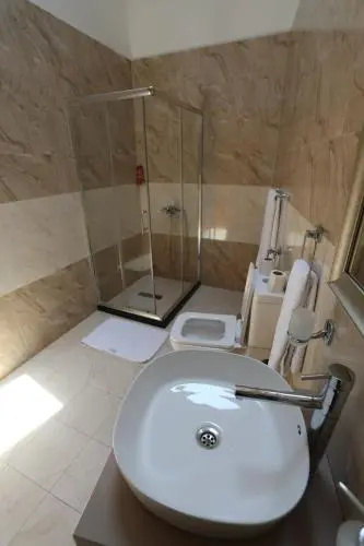 Hotel Cleon