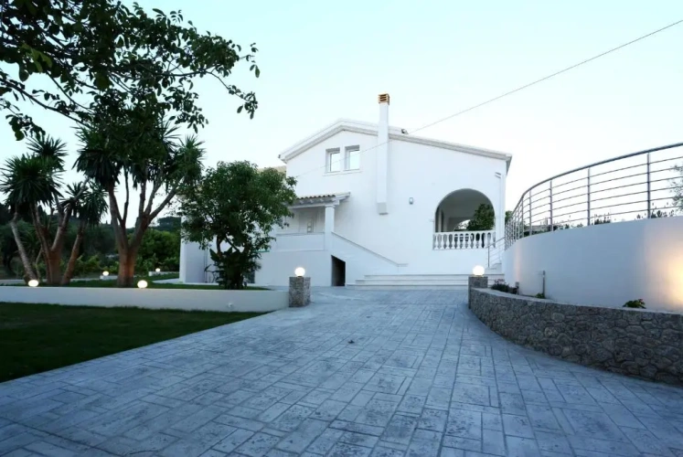 Deluxe Villa