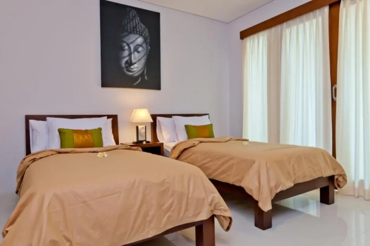 3 Bedrooms Family Villa with garden view