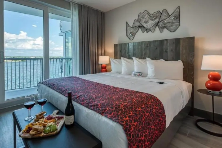 2 Bedrooms Premium Suite with balcony