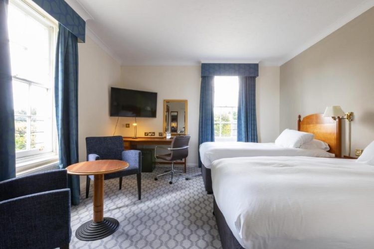Classic Twin room
