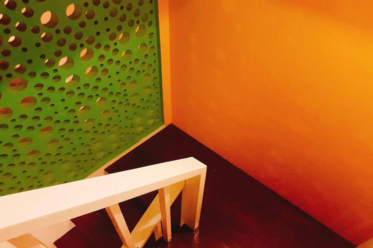 Deco Momo House