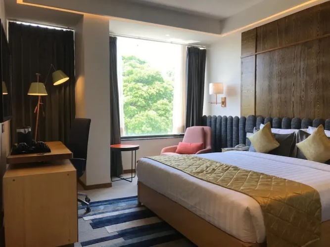Hotel Mirage
