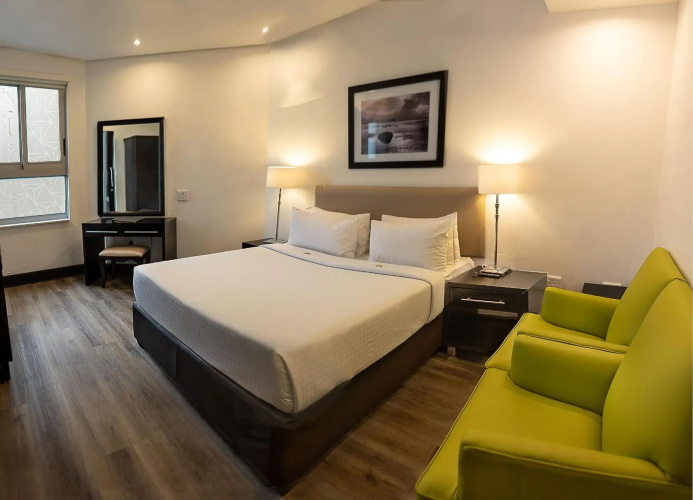Parade Hotel