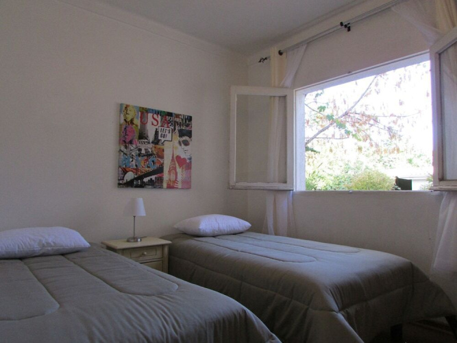Hostal Romandia-33.44279