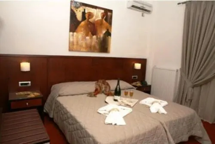 Omiros Luxury Hotel