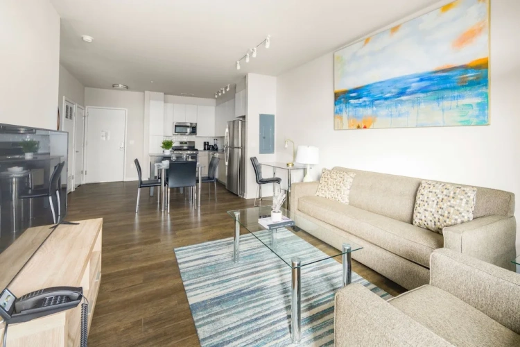 2 Bedrooms Luxury Apartment
