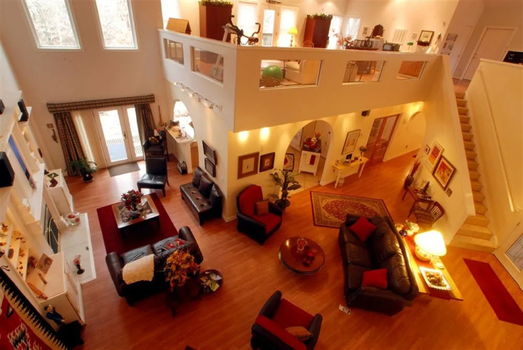 Pinnacle View Inn