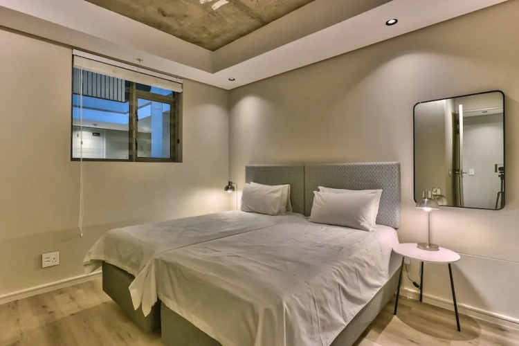 2 Bedrooms Apartment with balcony and with city view