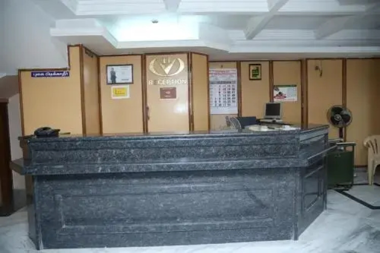 Hotel Valluvar