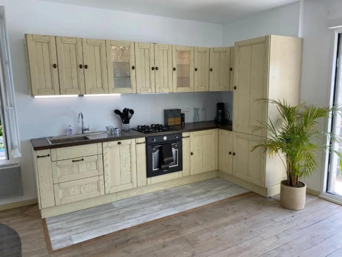 2 Bedrooms Apartment