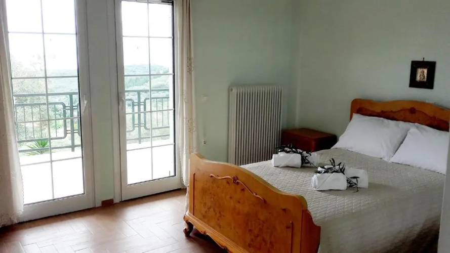 Deskas House. Two Floor Apartment With Excellent View