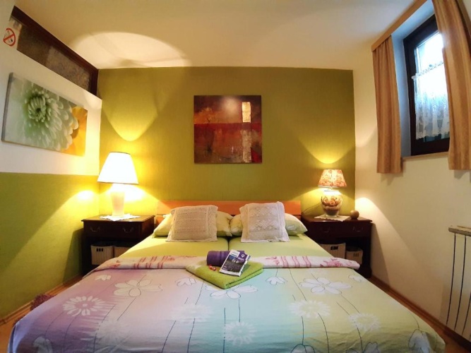 Economy Triple room