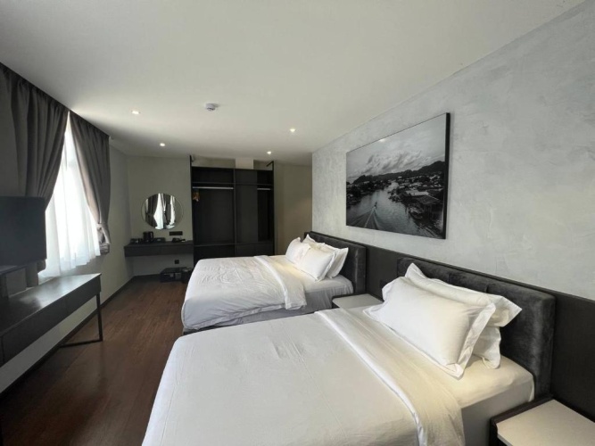 Standard Family room