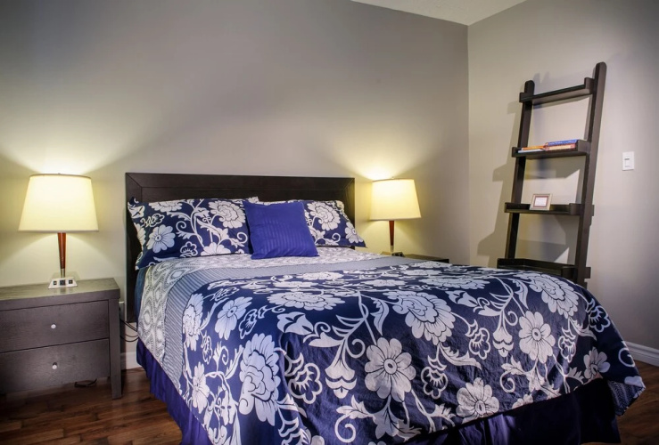 Moncton Suites - 267 Universite Ave