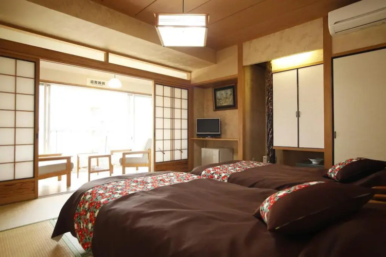 Hotel Katsuragi