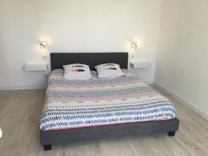 2 Bedrooms Cottage