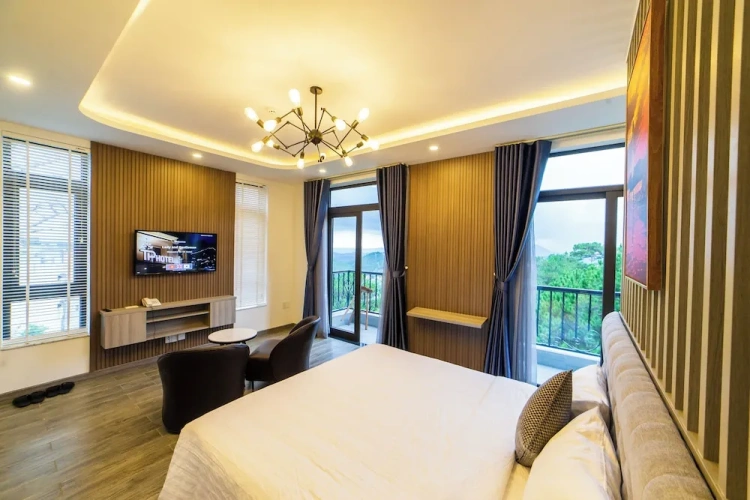 Deluxe Double room with balcony